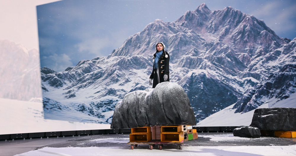 ���_(d��)�@ʾ�����I(y��)�{(di��o)У���g(sh��)�c�������b��(j��ng)򞣬ʹ�@ʾ���ʬF(xi��n)��(chu��ng)��������_(d��)�ľ��@��(n��i)�ݣ�׌�������г���ʽ�R����ʹ�ݳ�����